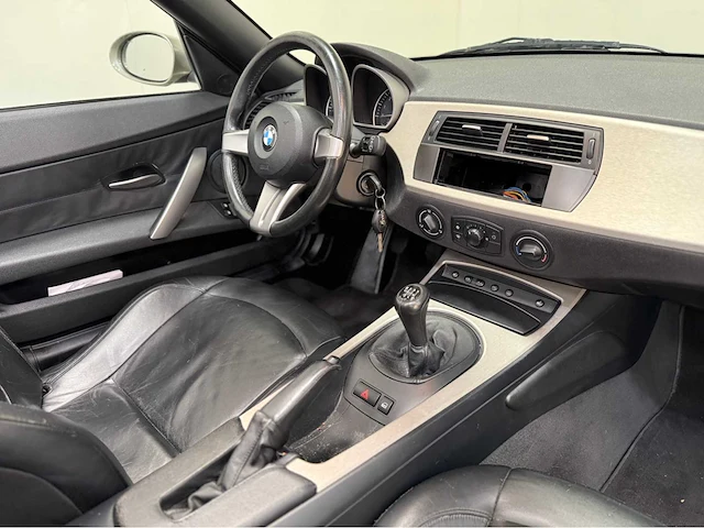 Bmw - roadster z4 - cabriolet - personenauto - 2005 - afbeelding 15 van  37