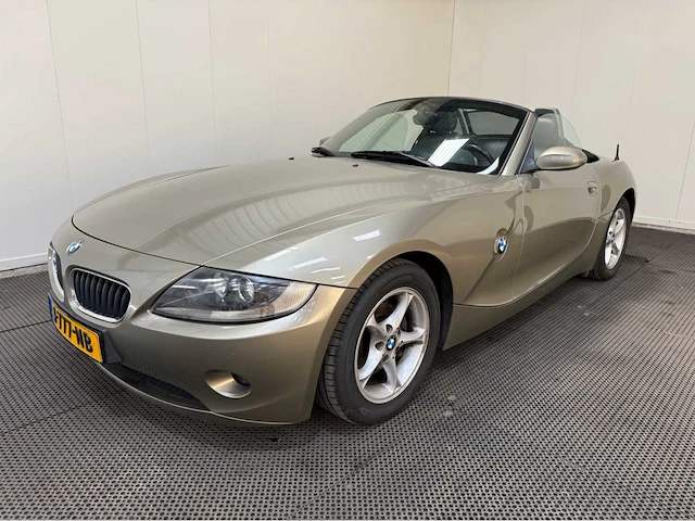 Bmw - roadster z4 - cabriolet - personenauto - 2005 - afbeelding 35 van  37