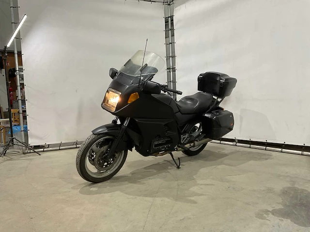Bmw - tour - k 1100 lt - motorfiets - afbeelding 1 van  21