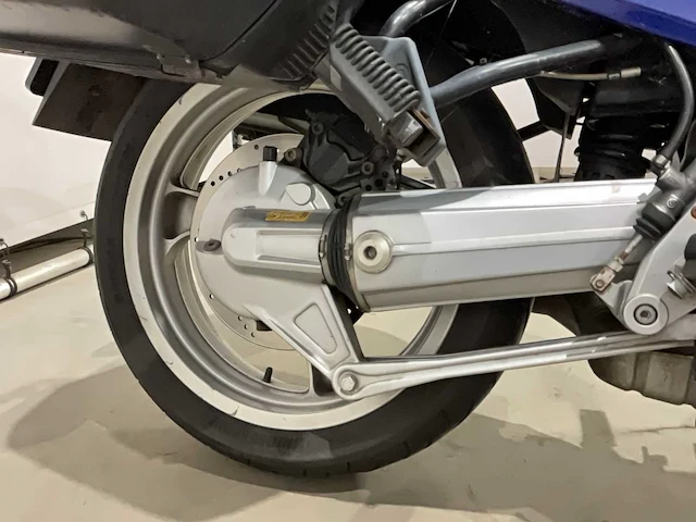 Bmw - tour - r 1100 rs - motorfiets - afbeelding 15 van  16