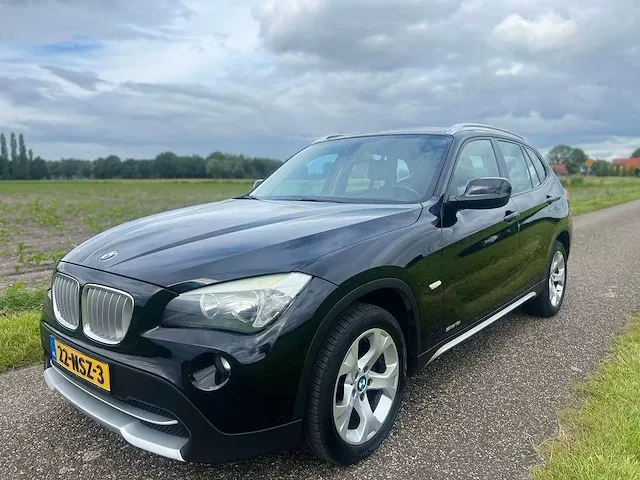 Bmw - x1 - sdrive18i exec. - 22-nsz-3 - 2010 - afbeelding 1 van  14