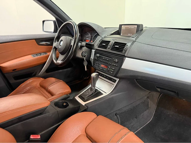 Bmw - x3 - 2.0d introduction - personenauto - 2007 - afbeelding 2 van  29