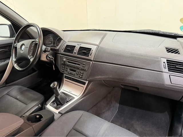 Bmw - x3 - 2.5 i - personenauto - 2004 - afbeelding 7 van  27
