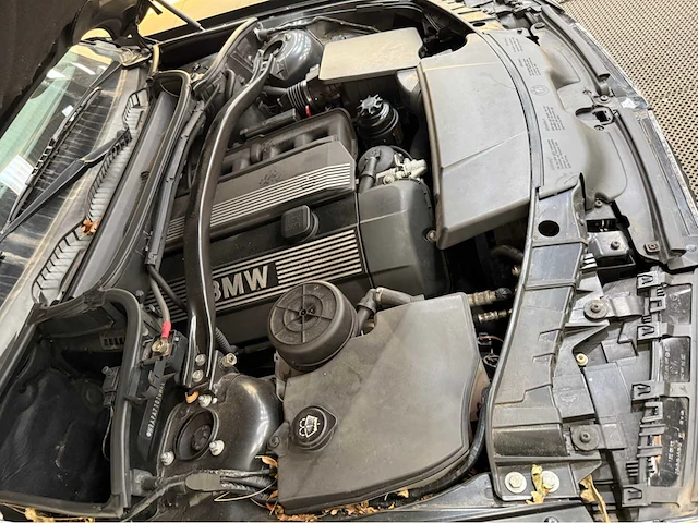 Bmw - x3 - 2.5 i - personenauto - 2004 - afbeelding 9 van  27
