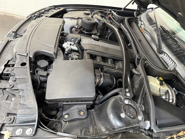 Bmw - x3 - 2.5 i - personenauto - 2004 - afbeelding 10 van  27