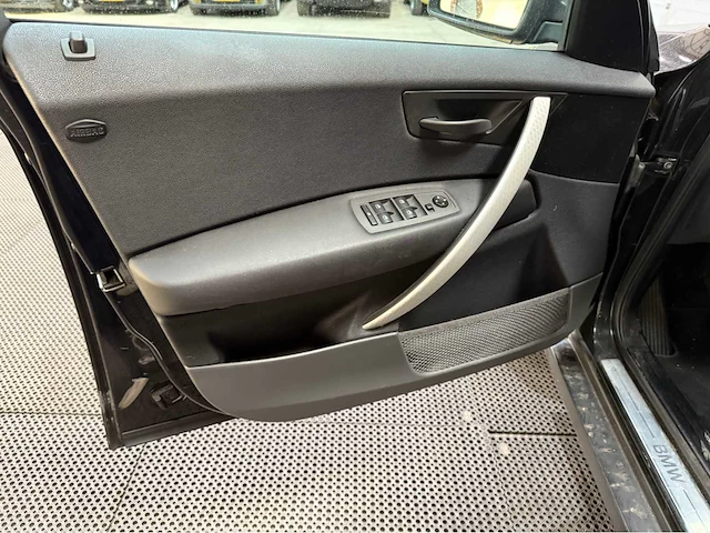 Bmw - x3 - 2.5 i - personenauto - 2004 - afbeelding 15 van  27