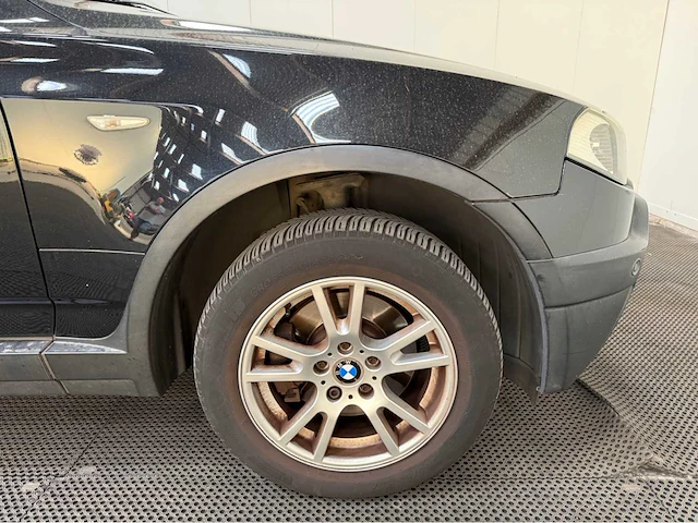 Bmw - x3 - 2.5 i - personenauto - 2004 - afbeelding 18 van  27