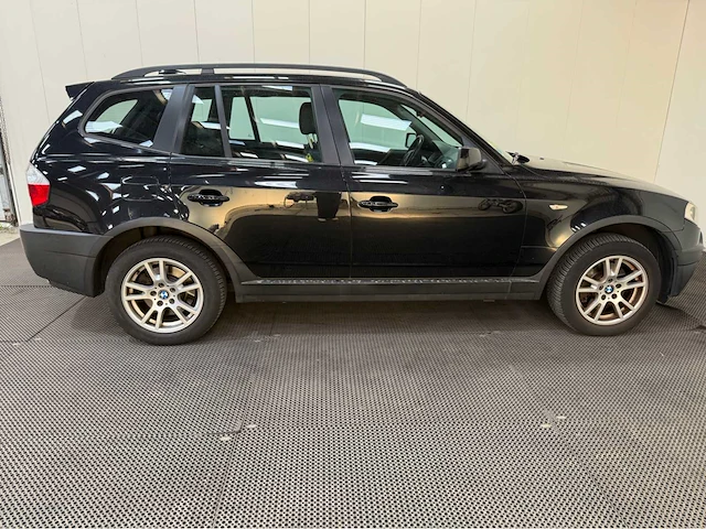 Bmw - x3 - 2.5 i - personenauto - 2004 - afbeelding 23 van  27