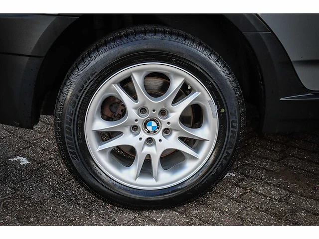 Bmw - x3 - 2.5i - personenauto 30-rn-rr - afbeelding 3 van  25