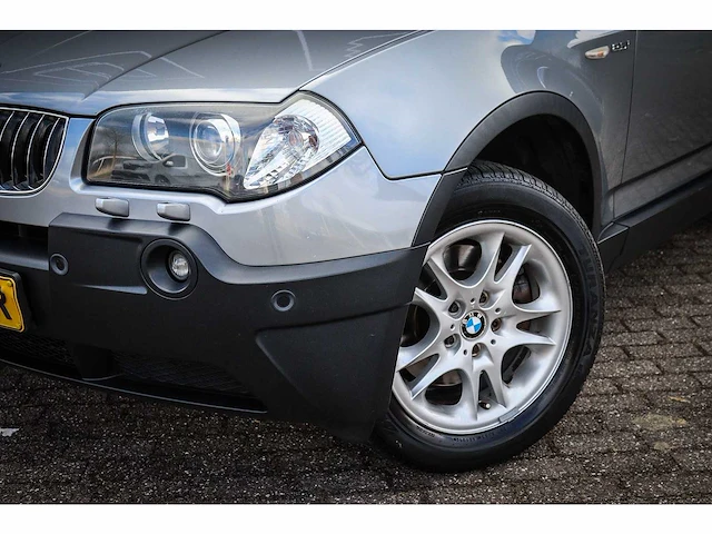 Bmw - x3 - 2.5i - personenauto 30-rn-rr - afbeelding 19 van  25
