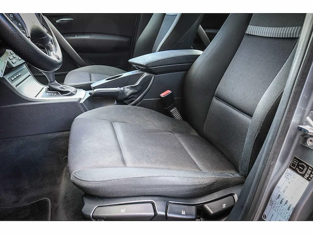 Bmw - x3 - 2.5i - personenauto 30-rn-rr - afbeelding 22 van  25