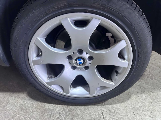 Bmw - x5 - 3.0i executive - 37-jd-lv - afbeelding 19 van  22