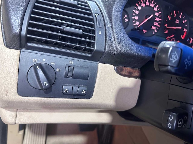 Bmw - x5 - 3.0i executive - 37-jd-lv - afbeelding 4 van  22