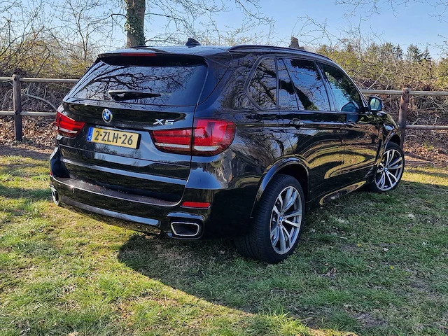 Bmw - x5 - xdrive30d high exec. - 2014 - 2-zlh-26 - afbeelding 23 van  27