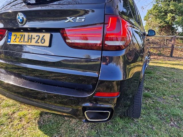 Bmw - x5 - xdrive30d high exec. - 2014 - 2-zlh-26 - afbeelding 24 van  27
