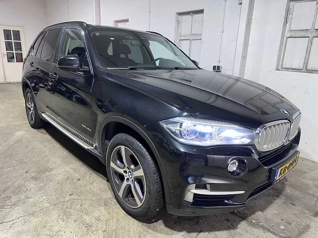 Bmw - x5 - xdrive40e high exec. - kb-097-l - afbeelding 29 van  31