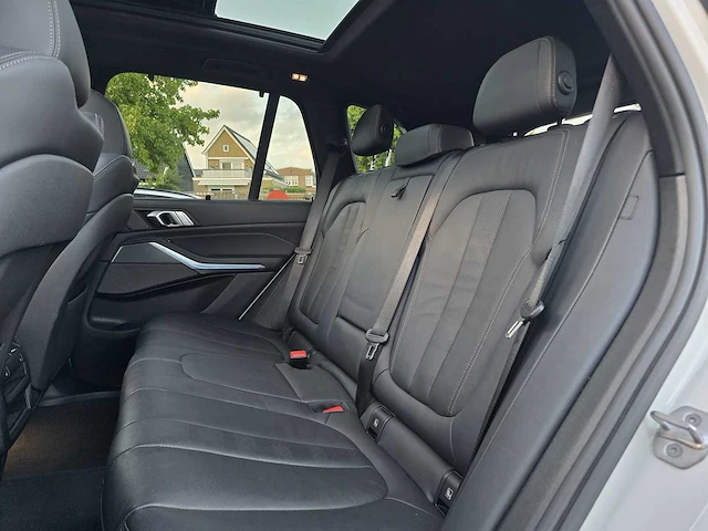 Bmw - x5 - xdrive45e high executive m-sport - car - 2022 | m6-56-63 - afbeelding 20 van  40