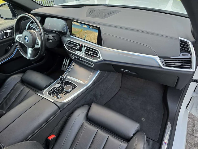 Bmw - x5 - xdrive45e high executive m-sport - car - 2022 | m6-56-63 - afbeelding 29 van  40