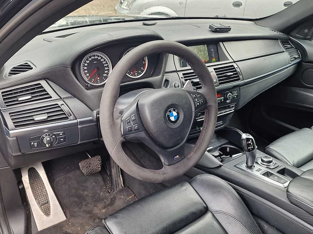 Bmw - x6m - m - 2014 - afbeelding 2 van  28