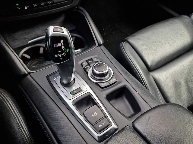 Bmw - x6m - m - 2014 - afbeelding 11 van  28