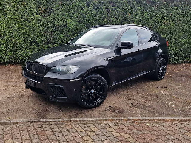Bmw - x6m - m - 2014 - afbeelding 1 van  28