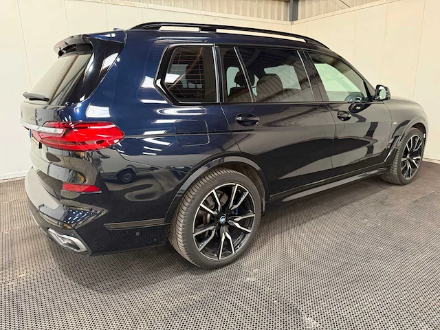 Bmw - x7 - xdrive40i - personenauto - 7 persoons - 2019 - afbeelding 47 van  47
