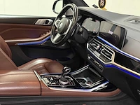 Bmw - x7 - xdrive40i - personenauto - 7 persoons - 2019 - afbeelding 15 van  47