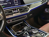 Bmw - x7 - xdrive40i - personenauto - 7 persoons - 2019 - afbeelding 17 van  47