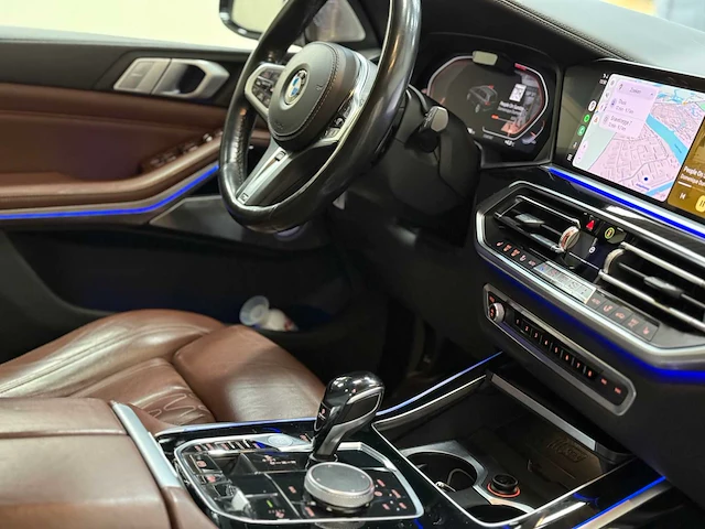 Bmw - x7 - xdrive40i - personenauto - 7 persoons - 2019 - afbeelding 22 van  47