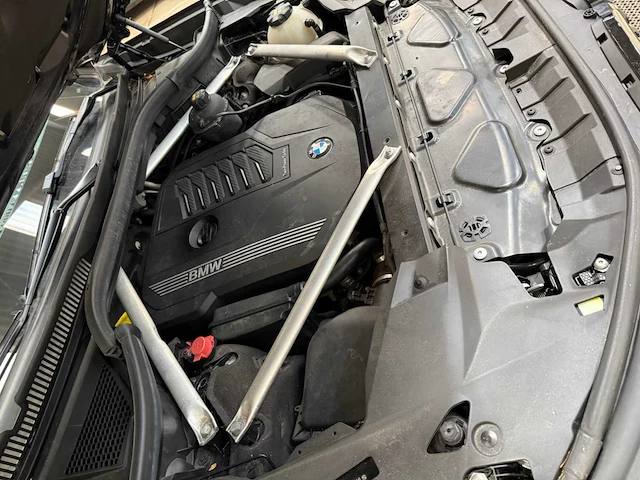 Bmw - x7 - xdrive40i - personenauto - 7 persoons - 2019 - afbeelding 35 van  47