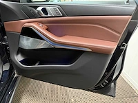 Bmw - x7 - xdrive40i - personenauto - 7 persoons - 2019 - afbeelding 39 van  47