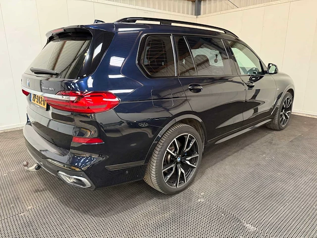 Bmw - x7 - xdrive40i - personenauto - 7 persoons - 2019 - afbeelding 46 van  47