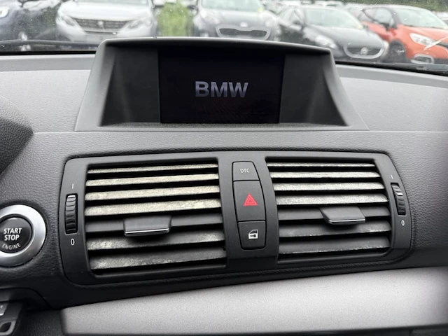 Bmw 1 hatch (e87) 116 d 115,2010 - afbeelding 3 van  25