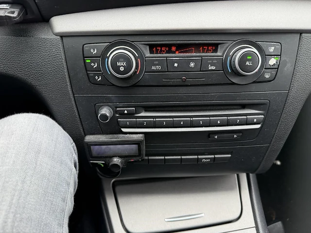 Bmw 1 hatch (e87) 116 d 115,2010 - afbeelding 4 van  25