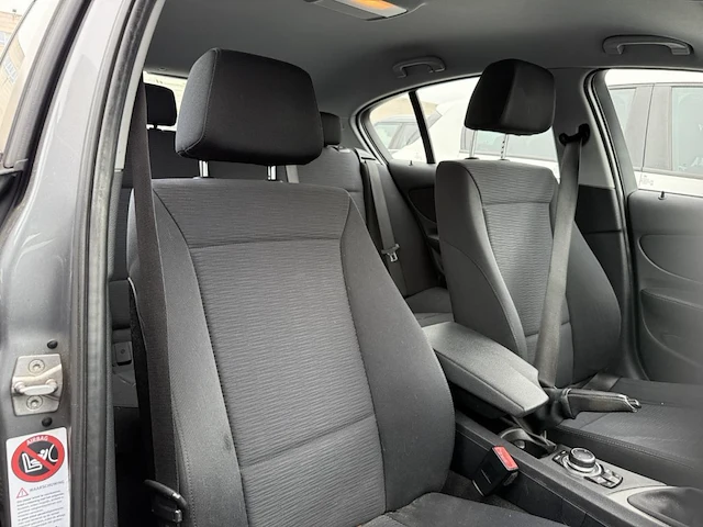 Bmw 1 hatch (e87) 116 d 115,2010 - afbeelding 14 van  25