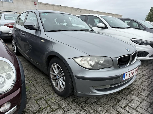 Bmw 1 hatch (e87) 116 d 115,2010 - afbeelding 19 van  25
