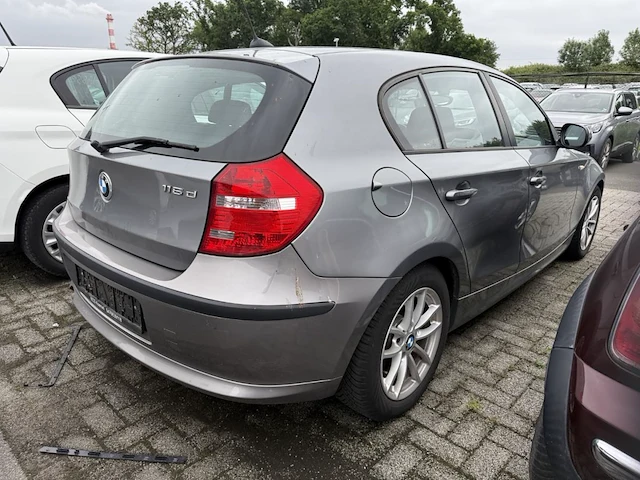 Bmw 1 hatch (e87) 116 d 115,2010 - afbeelding 20 van  25