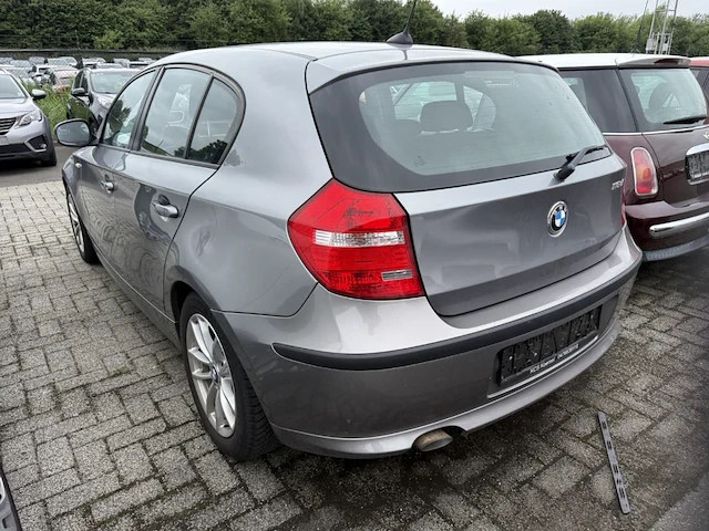 Bmw 1 hatch (e87) 116 d 115,2010 - afbeelding 21 van  25