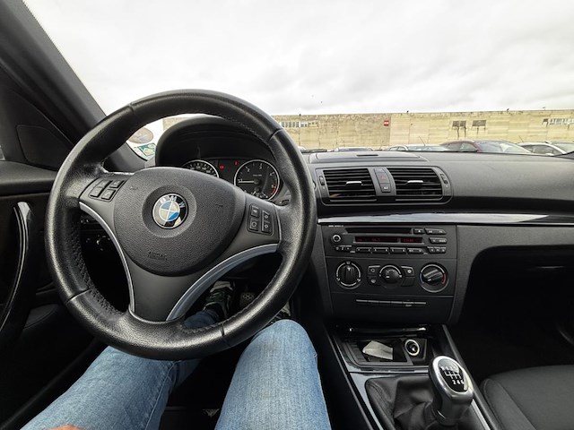 Bmw 1 hatch (e87) 116 d crossed flag, 2010 - afbeelding 2 van  26