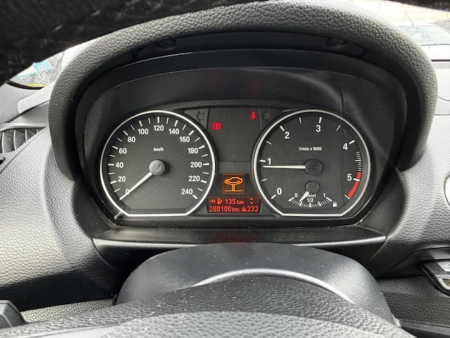 Bmw 1 hatch (e87) 116 d crossed flag, 2010 - afbeelding 26 van  26