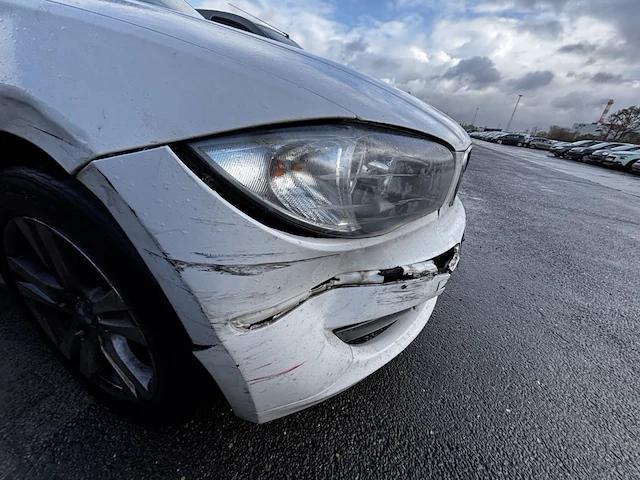 Bmw 1 hatch (e87) 116i,2011 - afbeelding 24 van  38