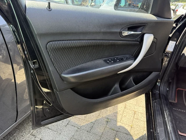 Bmw 1 hatch (f20) 116 da 116 at,2014 - afbeelding 22 van  25