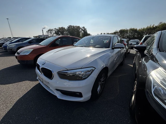 Bmw 1 hatch (f20 lci) 116i, 2016 - afbeelding 1 van  26