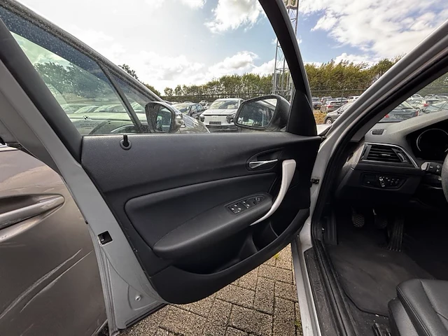 Bmw 1 hatch f20 lci 116i,2017 - afbeelding 22 van  24