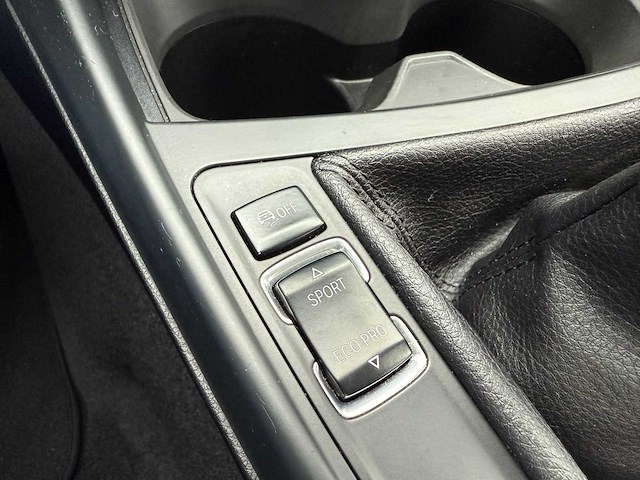 Bmw 1-serie 114i business+ , 90-zkr-1 - afbeelding 14 van  25