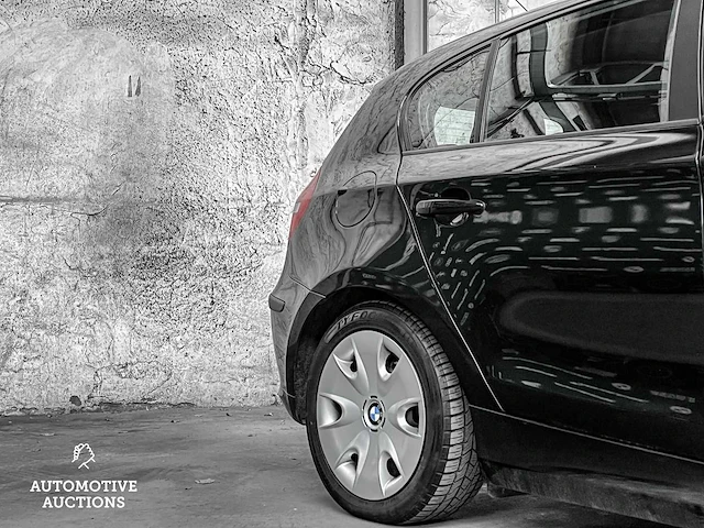 Bmw 1-serie 116d 116pk 2011 - afbeelding 10 van  51