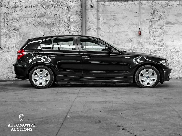 Bmw 1-serie 116d 116pk 2011 - afbeelding 11 van  51