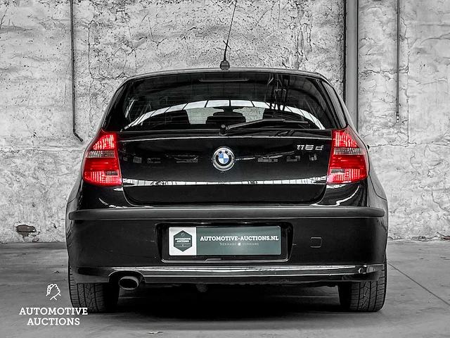 Bmw 1-serie 116d 116pk 2011 - afbeelding 18 van  51
