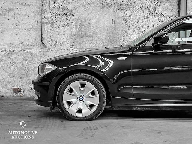 Bmw 1-serie 116d 116pk 2011 - afbeelding 25 van  51