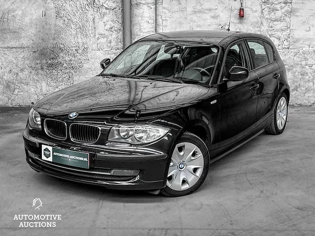 Bmw 1-serie 116d 116pk 2011 - afbeelding 2 van  51